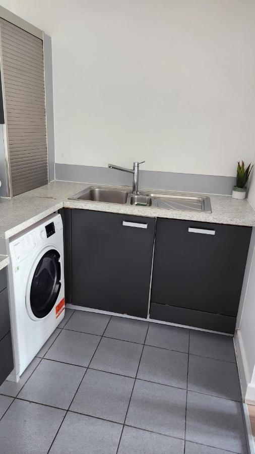 Luxury 2 Bed Apartment Excel Londen Buitenkant foto